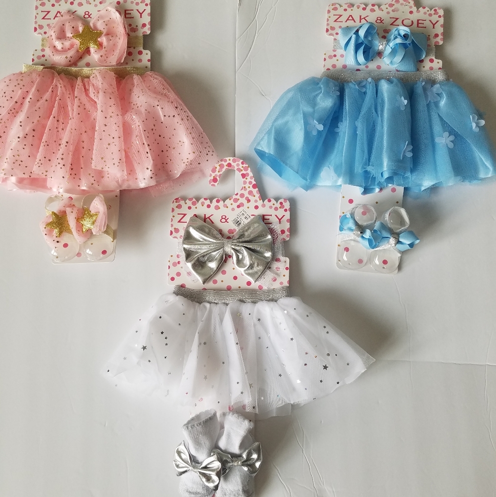 3/$30 New Baby Girl's Lafayette Zak & Zoey Sets